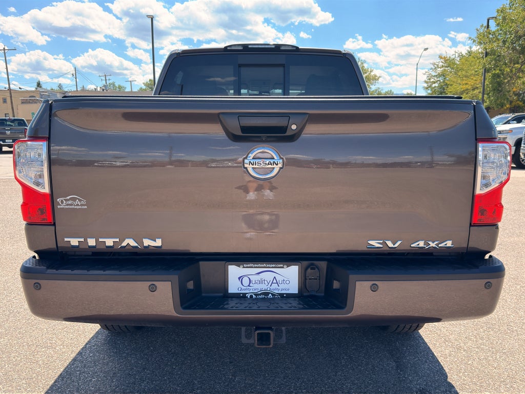 2017 Nissan Titan SV
