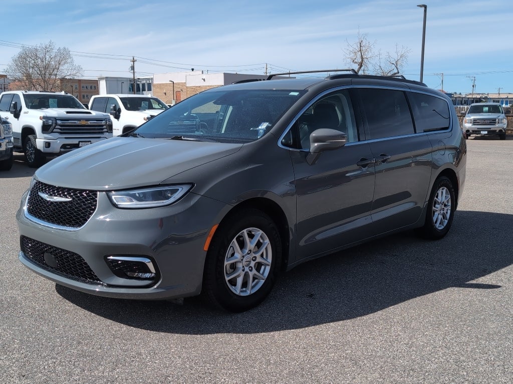 2022 Chrysler Pacifica Touring L