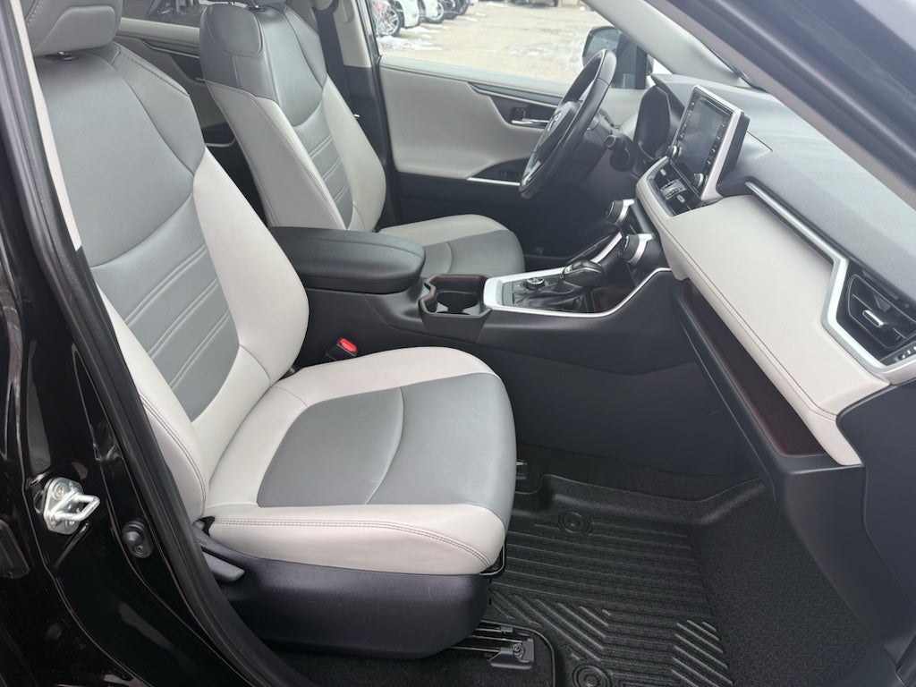 2019 Toyota RAV4 Hybrid Limited