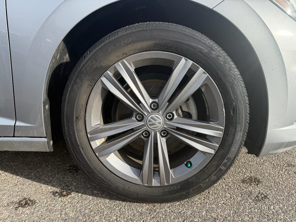 2020 Volkswagen Jetta R-Line