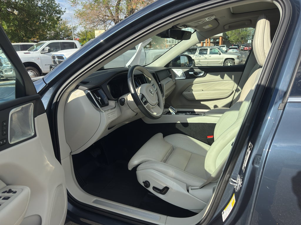 2021 Volvo XC60 Inscription